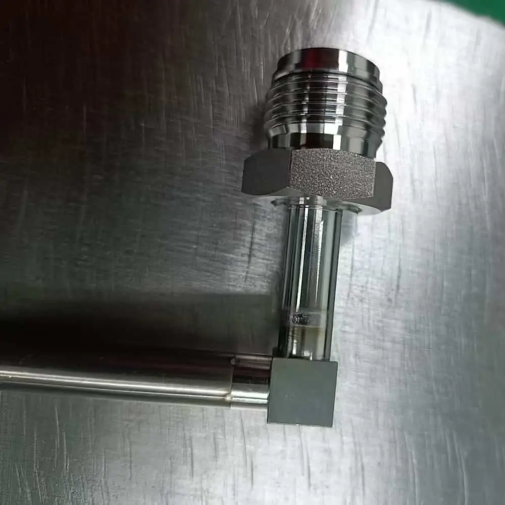 laboratory-tee-joint-pipe-welding.webp